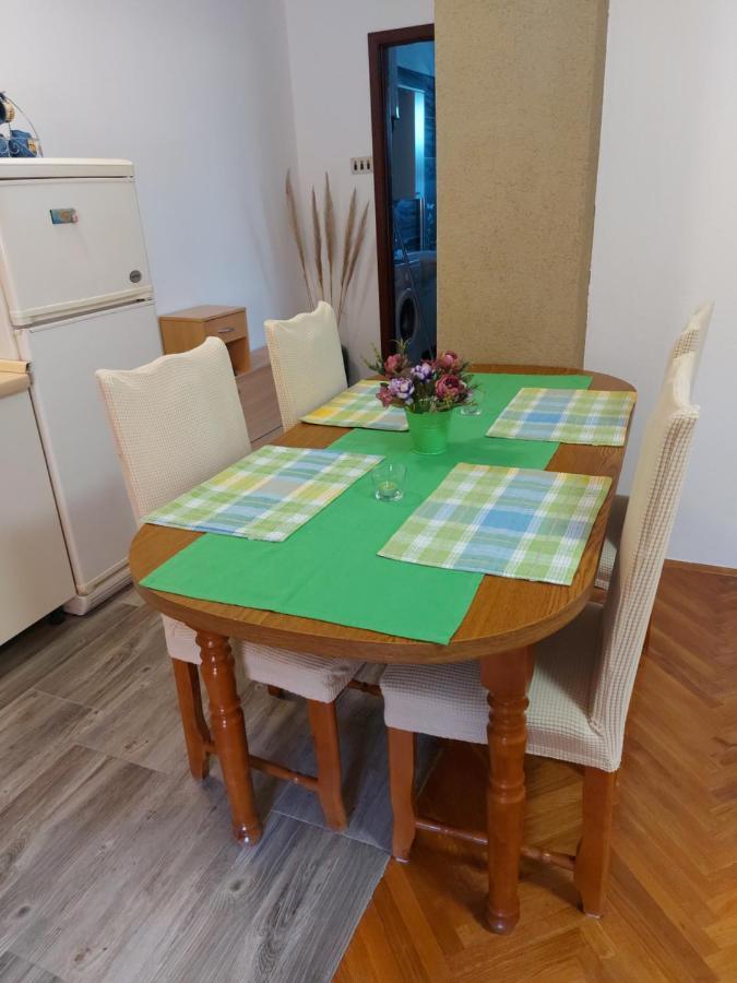 Apartman Stefan 카를로바크 외부 사진